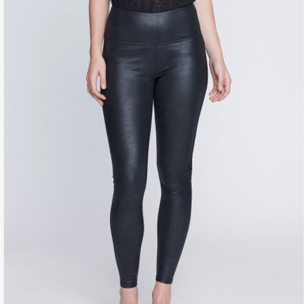 Seven for all mankind coated black leggings